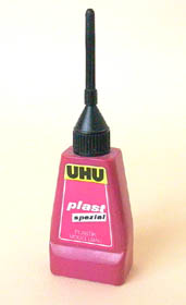 Клей для пластмассы UHU
